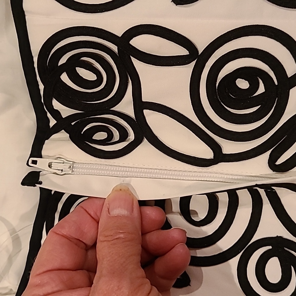 White House Black Market Bustier - Picture 13 of 13